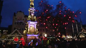 baum der kinderherzenmalteser hoffnung weihnachtsmarkt köln alter markt auftritt